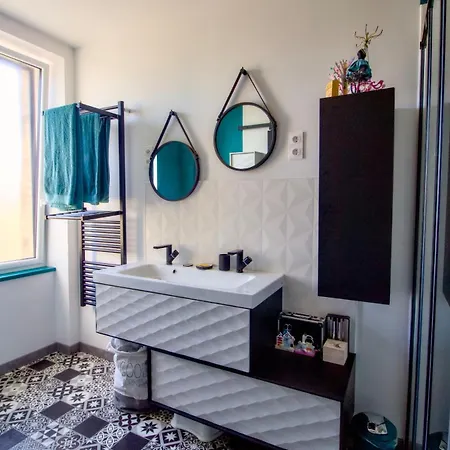 La Maison Vagabonde, Maison 3 Chambres, 6 Personnes & Jardin, Intendance Luxury Host