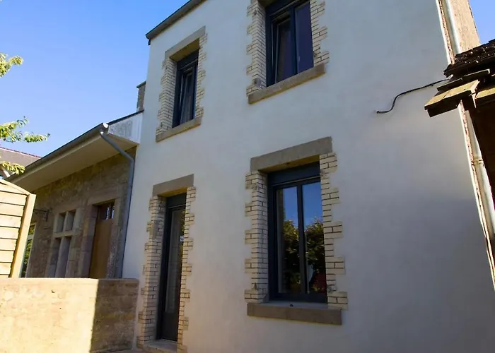 Semesterbostad La Maison Vagabonde, Maison 3 Chambres, 6 Personnes & Jardin, Intendance Luxury Host *