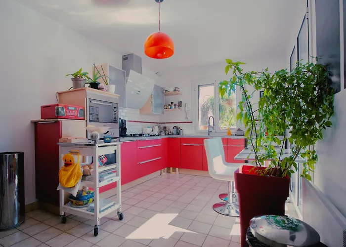 La Maison Vagabonde, Maison 3 Chambres, 6 Personnes & Jardin, Intendance Luxury Host *