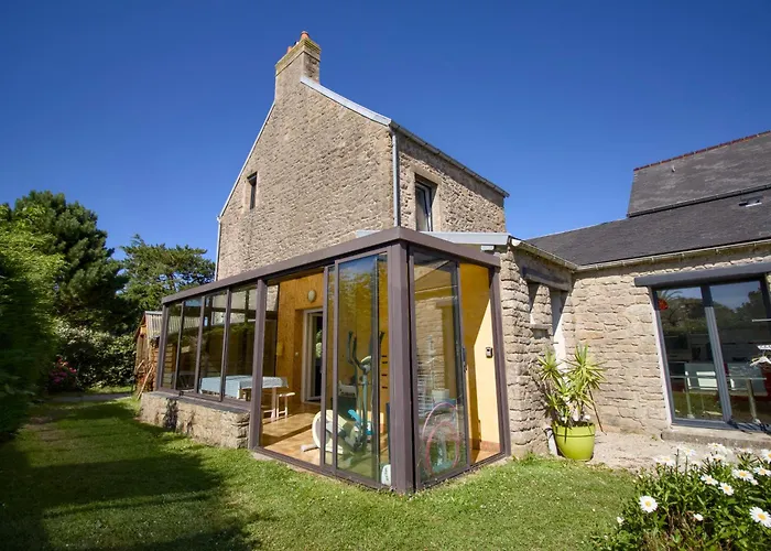 La Maison Vagabonde, Maison 3 Chambres, 6 Personnes & Jardin, Intendance Luxury Host Semesterbostad Greville-Hague