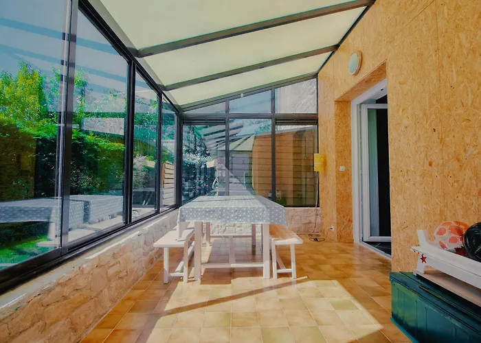 La Maison Vagabonde, Maison 3 Chambres, 6 Personnes & Jardin, Intendance Luxury Host *