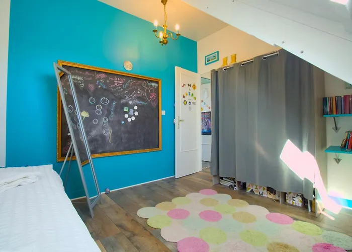 La Maison Vagabonde, Maison 3 Chambres, 6 Personnes & Jardin, Intendance Luxury Host Semesterbostad *