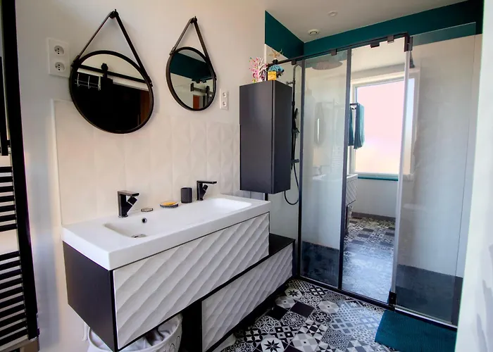 La Maison Vagabonde, Maison 3 Chambres, 6 Personnes & Jardin, Intendance Luxury Host Semesterbostad