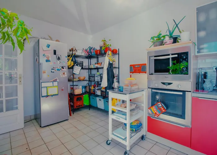 La Maison Vagabonde, Maison 3 Chambres, 6 Personnes & Jardin, Intendance Luxury Host Semesterbostad Greville-Hague