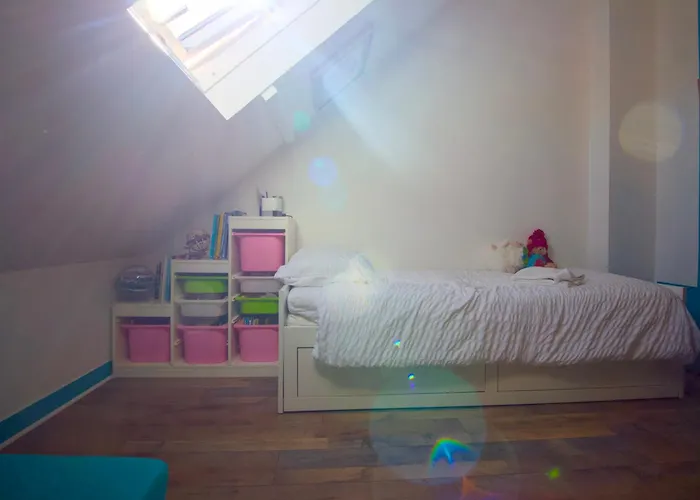 La Maison Vagabonde, Maison 3 Chambres, 6 Personnes & Jardin, Intendance Luxury Host Greville-Hague